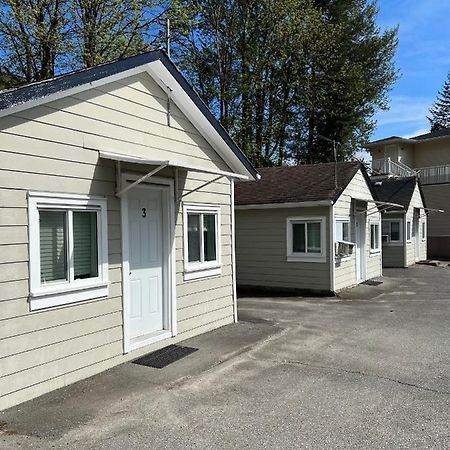 Lake Errock Motel Harrison Mills Eksteriør billede