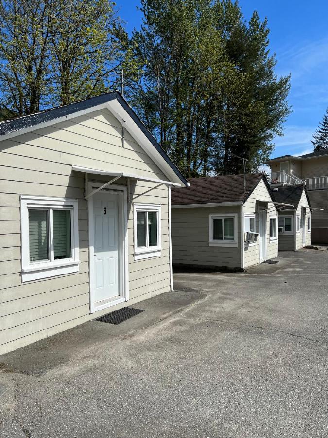 Lake Errock Motel Harrison Mills Eksteriør billede